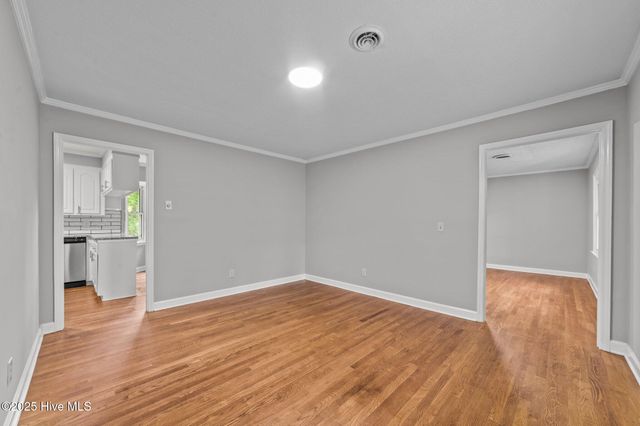 105 Country Place, Washington, NC 27889