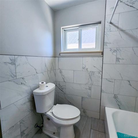 19169 Inkster Road, Livonia, MI 48152