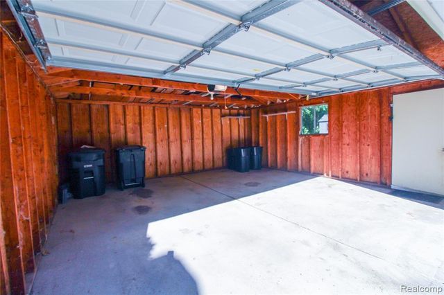 19169 Inkster Road, Livonia, MI 48152