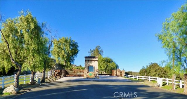 23016 Sky Mesa Road, Homeland, CA 92548