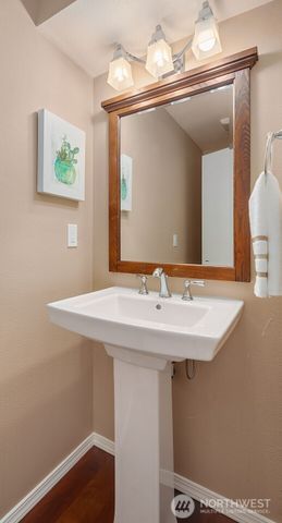 1247 293rd Avenue NE, Carnation, WA 98014