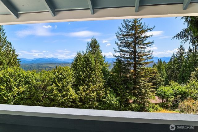 1247 293rd Avenue NE, Carnation, WA 98014