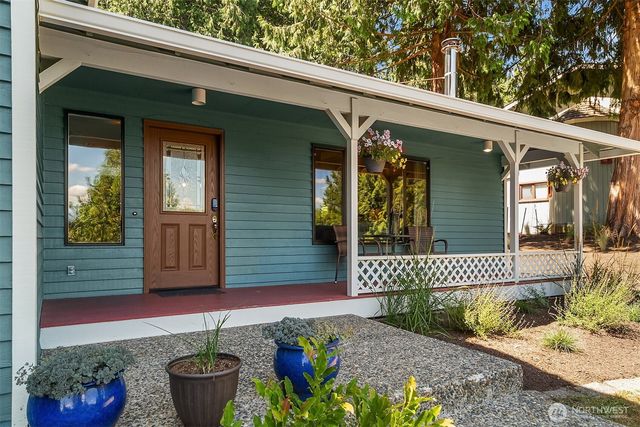 1247 293rd Avenue NE, Carnation, WA 98014