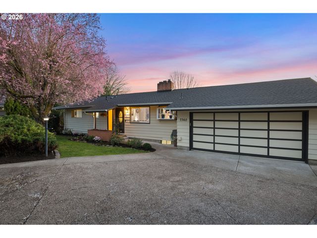 7360 Se IMPERIAL Ct, Milwaukie, OR 97222