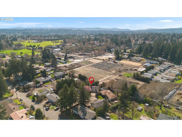 7360 Se IMPERIAL Ct, Milwaukie, OR 97222