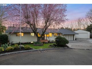 7360 Se IMPERIAL Ct, Milwaukie, OR 97222