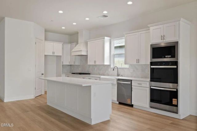 7524 Ruthburg Way, Bakersfield, CA 93314