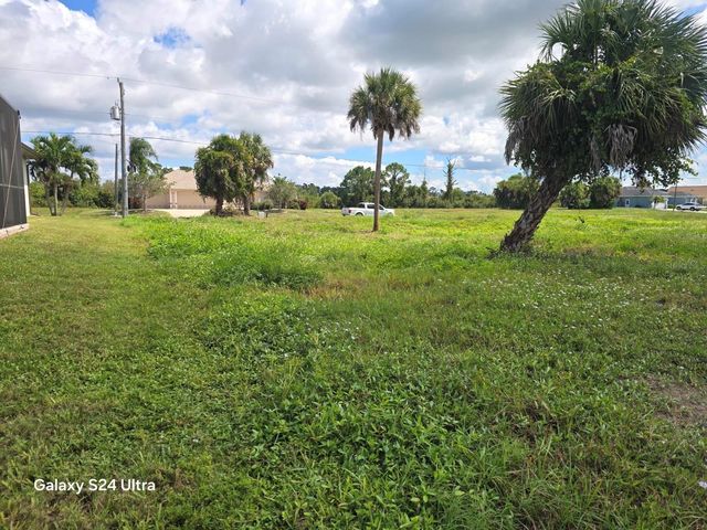 165 TOURNAMENT ROAD, Rotonda West, FL 33947