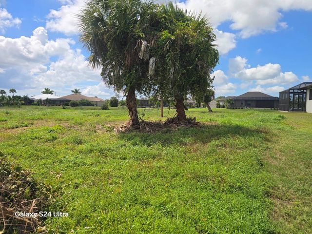165 TOURNAMENT ROAD, Rotonda West, FL 33947