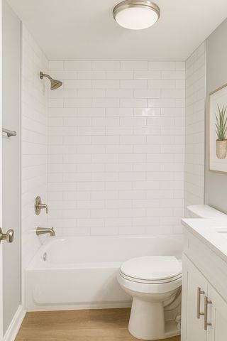 5567 Court F 5567, Hanover Park, IL 60133