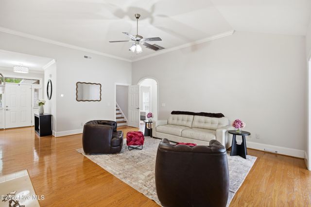 338 Windchime Drive, Wilmington, NC 28412
