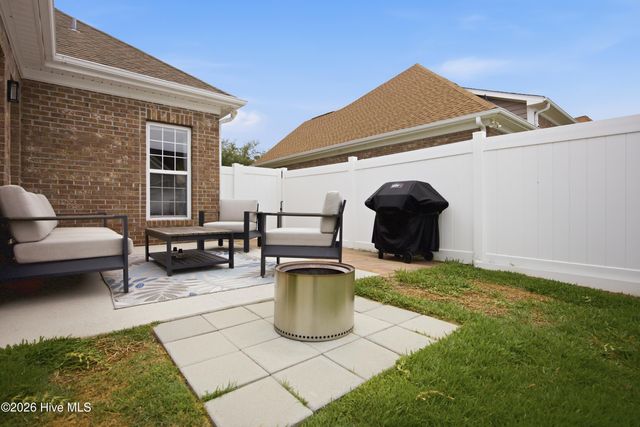 338 Windchime Drive, Wilmington, NC 28412