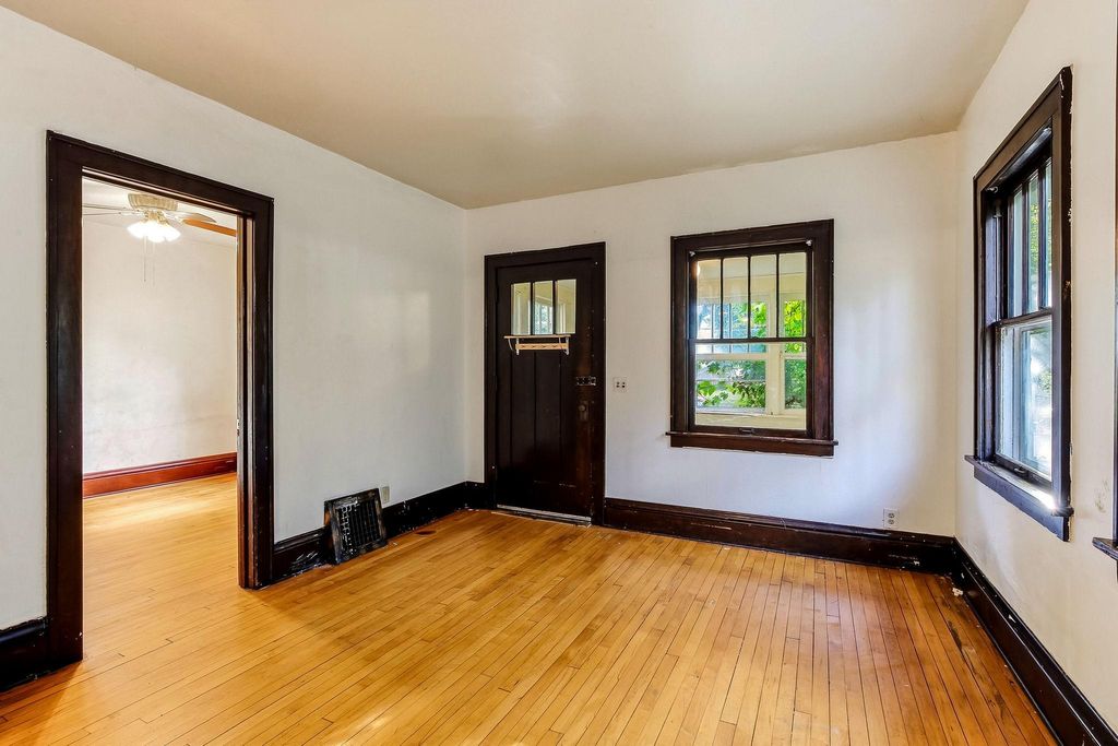 4115 Bryant Avenue N, Minneapolis, MN 55412 — photo 5
