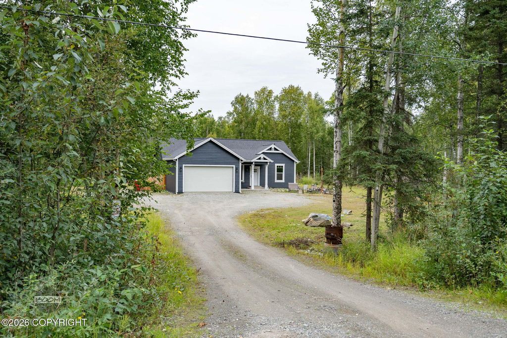 8961 W Emil Drive, Wasilla, AK 99623