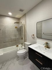 16682 Goldenwest 2, Huntington Beach, CA 92647