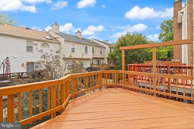 6168 FOREST CREEK CT, Springfield, VA 22152