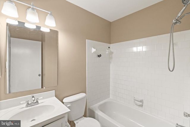 6168 FOREST CREEK CT, Springfield, VA 22152