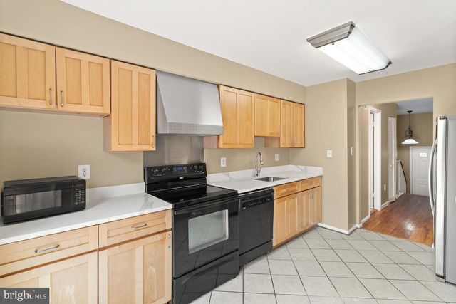 6168 FOREST CREEK CT, Springfield, VA 22152