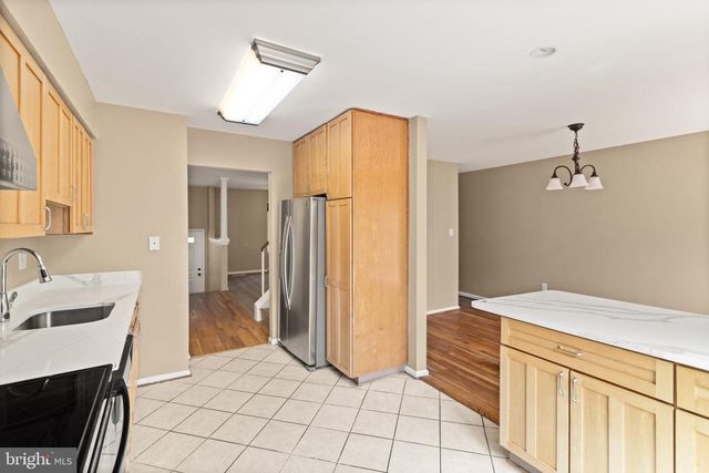 6168 FOREST CREEK CT, Springfield, VA 22152
