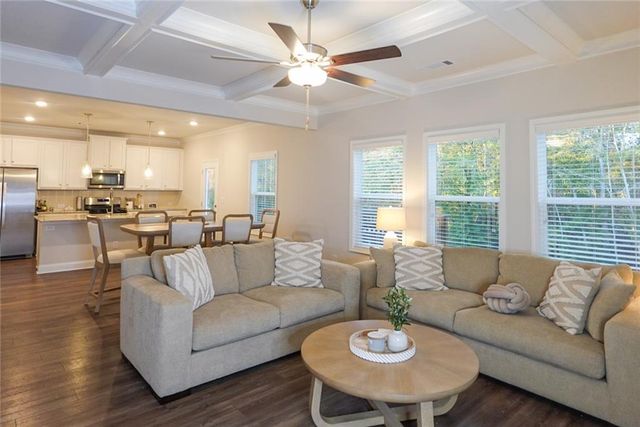 573 Auburn Crossing Drive, Auburn, GA 30011