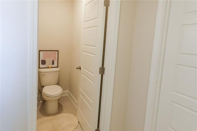 573 Auburn Crossing Drive, Auburn, GA 30011