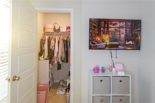 573 Auburn Crossing Drive, Auburn, GA 30011