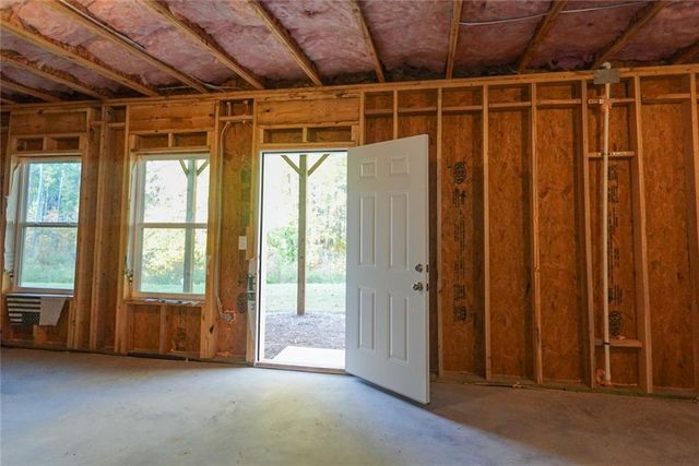 573 Auburn Crossing Drive, Auburn, GA 30011