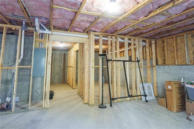 573 Auburn Crossing Drive, Auburn, GA 30011