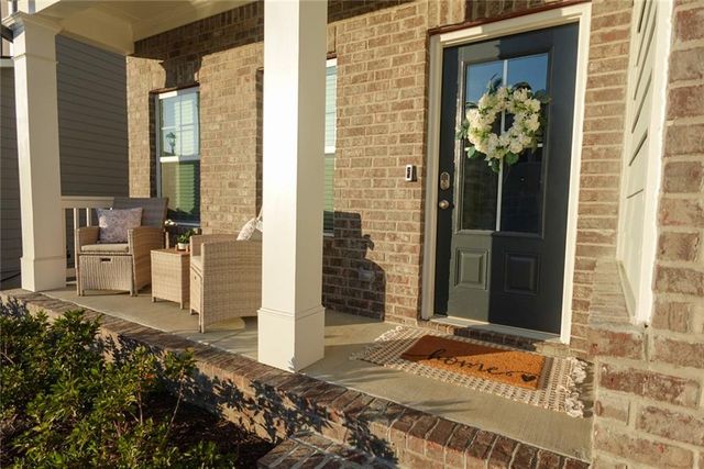 573 Auburn Crossing Drive, Auburn, GA 30011