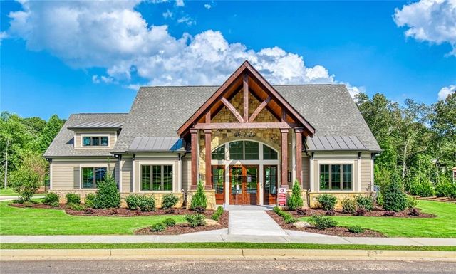 573 Auburn Crossing Drive, Auburn, GA 30011