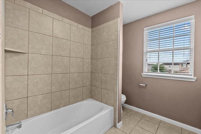 322 Shoshone Ridge Drive, La Marque, TX 77568