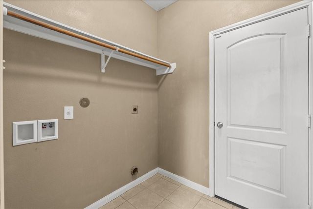 322 Shoshone Ridge Drive, La Marque, TX 77568