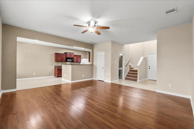 322 Shoshone Ridge Drive, La Marque, TX 77568