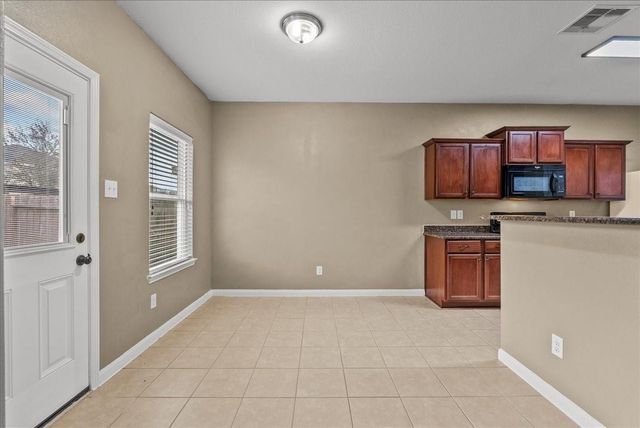 322 Shoshone Ridge Drive, La Marque, TX 77568