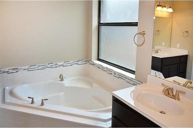 15908 Dink Pearson LN, Austin, TX 78717