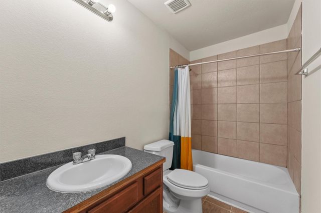 15019 Silhouette Ridge Drive, Humble, TX 77396