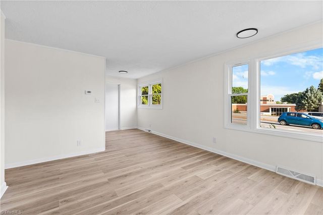 1471 Miller Street, Winston-salem, NC 27103