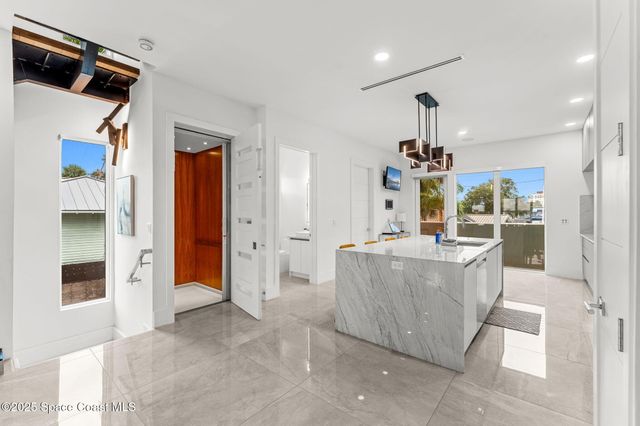 1809 Riverview Drive, Melbourne, FL 32901