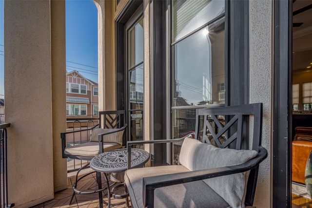 2524 Sherwin Street, Houston, TX 77007