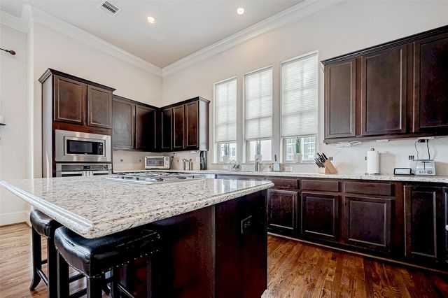 2524 Sherwin Street, Houston, TX 77007