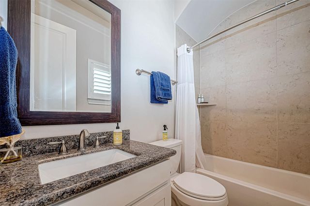 2524 Sherwin Street, Houston, TX 77007