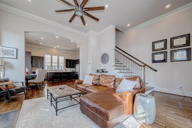 2524 Sherwin Street, Houston, TX 77007