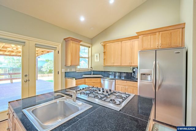 9692 Willamette St, Aumsville, OR 97325