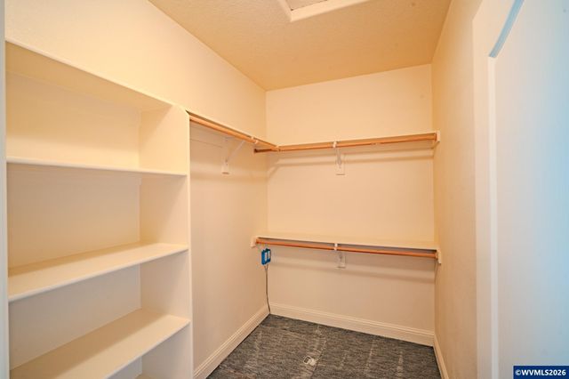9692 Willamette St, Aumsville, OR 97325