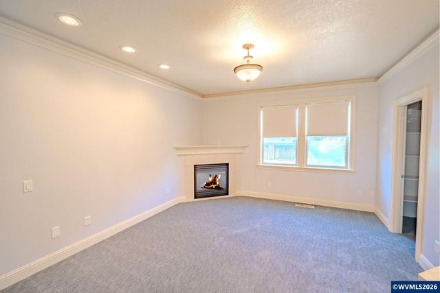 9692 Willamette St, Aumsville, OR 97325