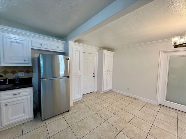 5701 Luna Street, Houston, TX 77076