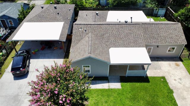 5701 Luna Street, Houston, TX 77076