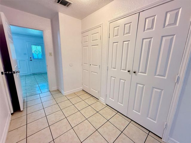 5701 Luna Street, Houston, TX 77076
