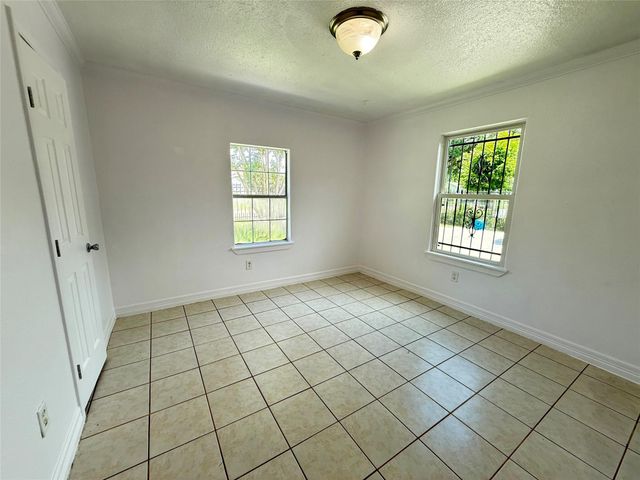 5701 Luna Street, Houston, TX 77076