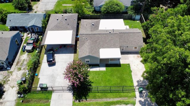 5701 Luna Street, Houston, TX 77076